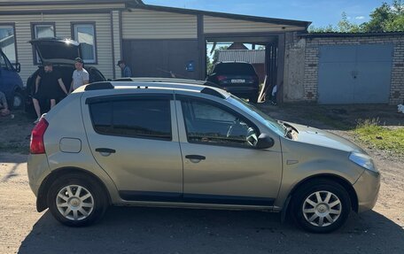 Renault Sandero I, 2011 год, 300 000 рублей, 1 фотография