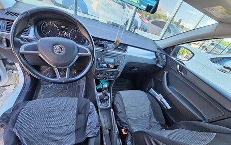 Skoda Rapid I, 2015 год, 850 000 рублей, 21 фотография