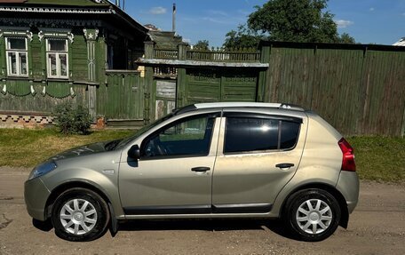 Renault Sandero I, 2011 год, 300 000 рублей, 3 фотография