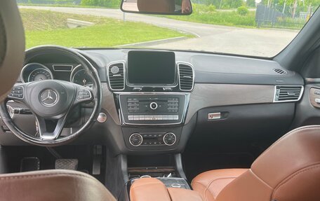Mercedes-Benz GLS, 2018 год, 4 400 000 рублей, 9 фотография