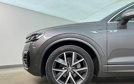 Volkswagen Touareg III, 2019 год, 4 900 000 рублей, 7 фотография