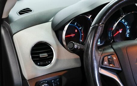 Chevrolet Cruze II, 2012 год, 949 000 рублей, 11 фотография