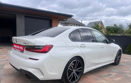 BMW 3 серия, 2021 год, 3 700 000 рублей, 4 фотография