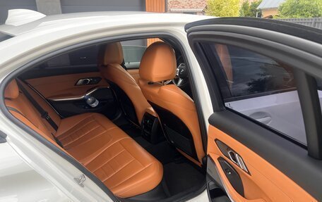BMW 3 серия, 2021 год, 3 700 000 рублей, 13 фотография