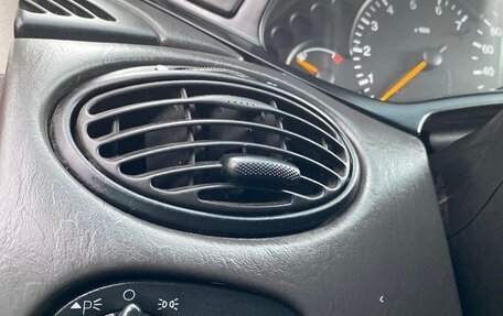 Ford Focus IV, 2003 год, 250 000 рублей, 19 фотография