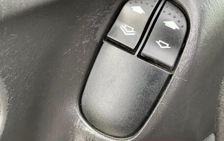 Ford Focus IV, 2003 год, 250 000 рублей, 20 фотография