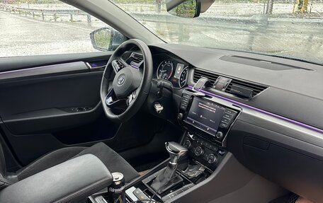Skoda Superb III рестайлинг, 2018 год, 2 230 000 рублей, 11 фотография
