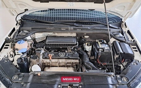 Volkswagen Jetta VI, 2012 год, 1 091 000 рублей, 13 фотография