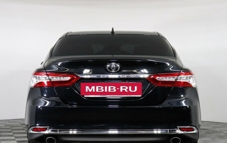Toyota Camry, 2023 год, 3 627 000 рублей, 7 фотография
