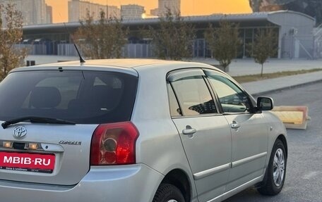 Toyota Corolla, 2004 год, 540 000 рублей, 4 фотография