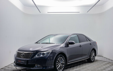 Toyota Camry, 2012 год, 1 670 000 рублей, 2 фотография