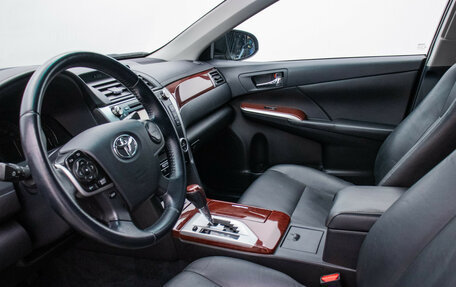 Toyota Camry, 2012 год, 1 670 000 рублей, 11 фотография