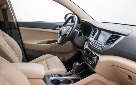 Hyundai Tucson III, 2016 год, 2 070 000 рублей, 10 фотография