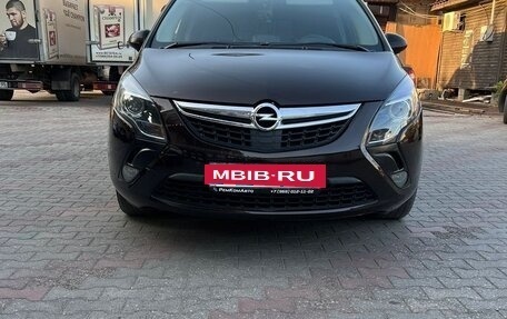 Opel Zafira C рестайлинг, 2012 год, 990 000 рублей, 5 фотография