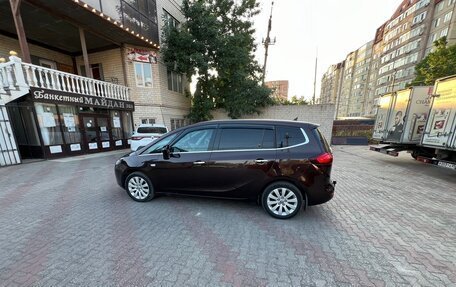 Opel Zafira C рестайлинг, 2012 год, 990 000 рублей, 8 фотография