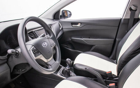 Hyundai Solaris II рестайлинг, 2017 год, 1 120 000 рублей, 11 фотография