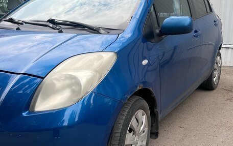 Toyota Yaris III рестайлинг, 2008 год, 250 000 рублей, 2 фотография