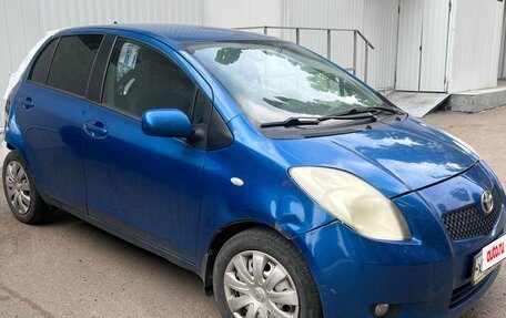 Toyota Yaris III рестайлинг, 2008 год, 250 000 рублей, 3 фотография