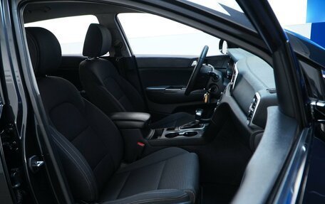 KIA Sportage IV рестайлинг, 2017 год, 1 800 444 рублей, 8 фотография