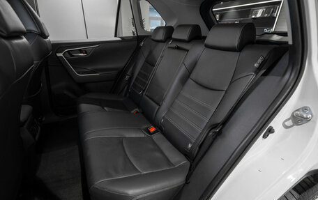 Toyota RAV4, 2020 год, 3 290 000 рублей, 12 фотография