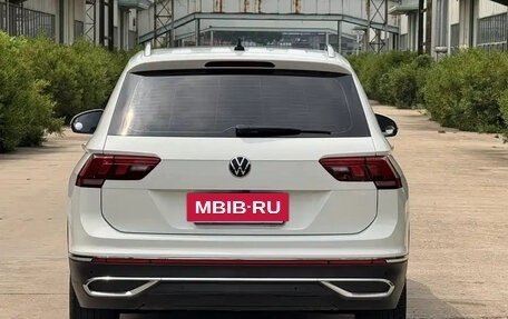 Volkswagen Tiguan II, 2023 год, 2 080 001 рублей, 5 фотография