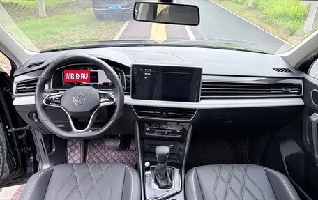 Volkswagen Tiguan II, 2023 год, 2 080 001 рублей, 13 фотография