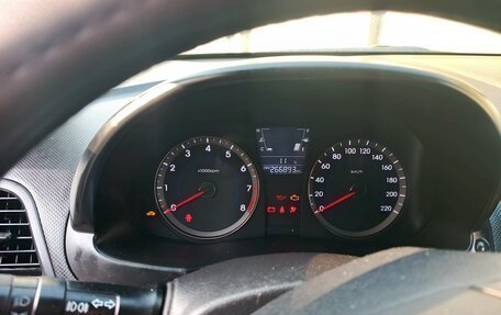 Hyundai Solaris II рестайлинг, 2012 год, 650 000 рублей, 6 фотография