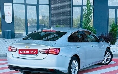 Chevrolet Malibu IX, 2019 год, 1 395 000 рублей, 5 фотография
