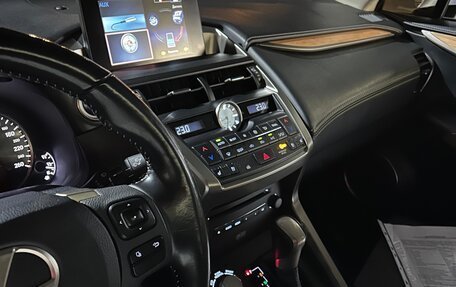 Lexus NX I, 2017 год, 3 260 000 рублей, 4 фотография
