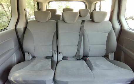 Hyundai H-1 II рестайлинг, 2015 год, 1 700 000 рублей, 16 фотография