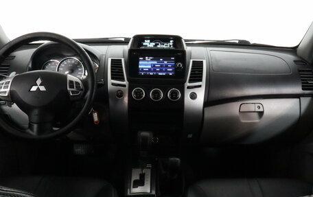 Mitsubishi Pajero Sport II рестайлинг, 2014 год, 1 599 000 рублей, 9 фотография