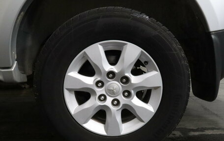 Mitsubishi Pajero Sport II рестайлинг, 2014 год, 1 599 000 рублей, 17 фотография