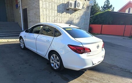 Opel Astra J, 2014 год, 1 000 000 рублей, 6 фотография