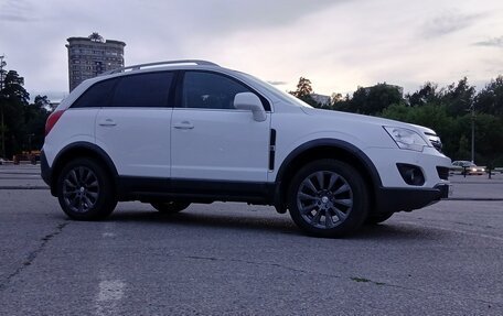 Opel Antara I, 2013 год, 1 570 000 рублей, 8 фотография