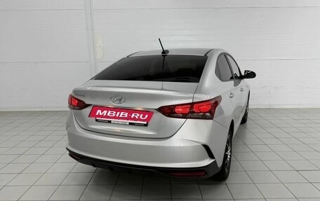 Hyundai Solaris II рестайлинг, 2021 год, 1 740 000 рублей, 8 фотография