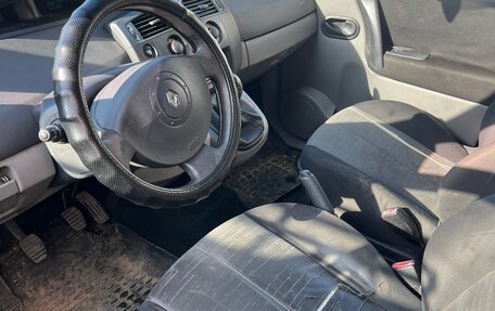 Renault Scenic III, 2004 год, 300 000 рублей, 3 фотография