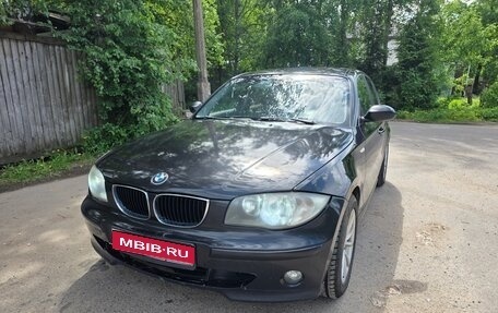 BMW 1 серия, 2006 год, 1 фотография
