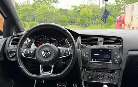Volkswagen Golf VII, 2020 год, 1 270 001 рублей, 11 фотография