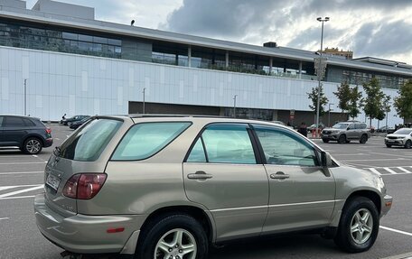 Lexus RX IV рестайлинг, 1999 год, 830 000 рублей, 2 фотография