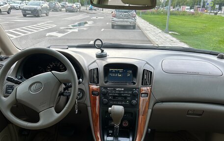 Lexus RX IV рестайлинг, 1999 год, 830 000 рублей, 3 фотография