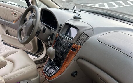 Lexus RX IV рестайлинг, 1999 год, 830 000 рублей, 5 фотография