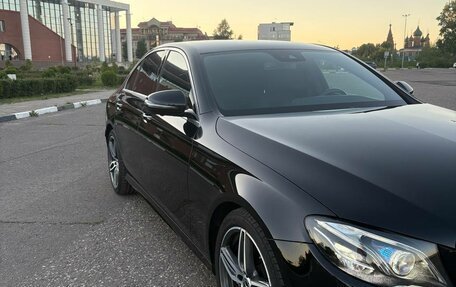 Mercedes-Benz E-Класс, 2019 год, 3 500 000 рублей, 2 фотография