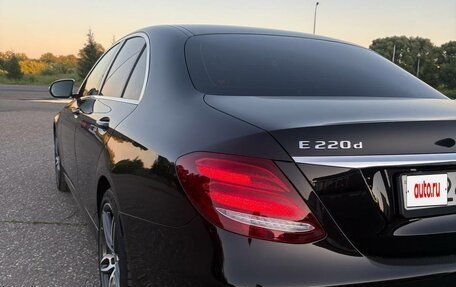 Mercedes-Benz E-Класс, 2019 год, 3 500 000 рублей, 7 фотография