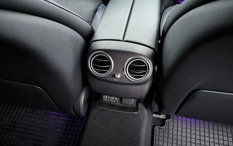 Mercedes-Benz E-Класс, 2019 год, 3 500 000 рублей, 11 фотография