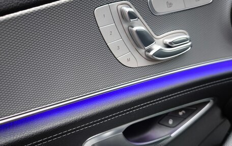 Mercedes-Benz E-Класс, 2019 год, 3 500 000 рублей, 15 фотография