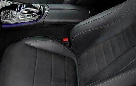 Mercedes-Benz E-Класс, 2019 год, 3 500 000 рублей, 16 фотография