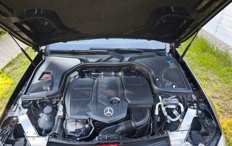Mercedes-Benz E-Класс, 2019 год, 3 500 000 рублей, 34 фотография