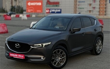 Mazda CX-5 II, 2017 год, 2 590 000 рублей, 2 фотография