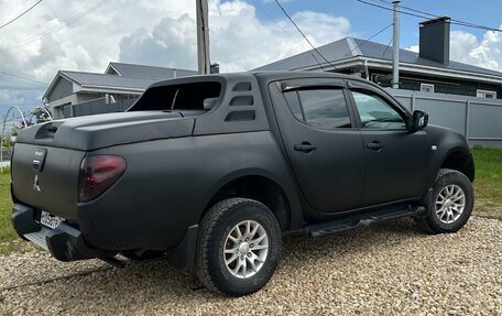 Mitsubishi L200 IV рестайлинг, 2010 год, 1 200 000 рублей, 2 фотография