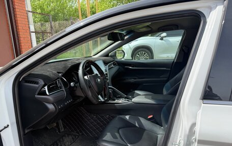 Toyota Camry, 2021 год, 3 050 000 рублей, 12 фотография